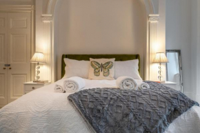 Stunning Georgian Apartment in Grosvenor Place!